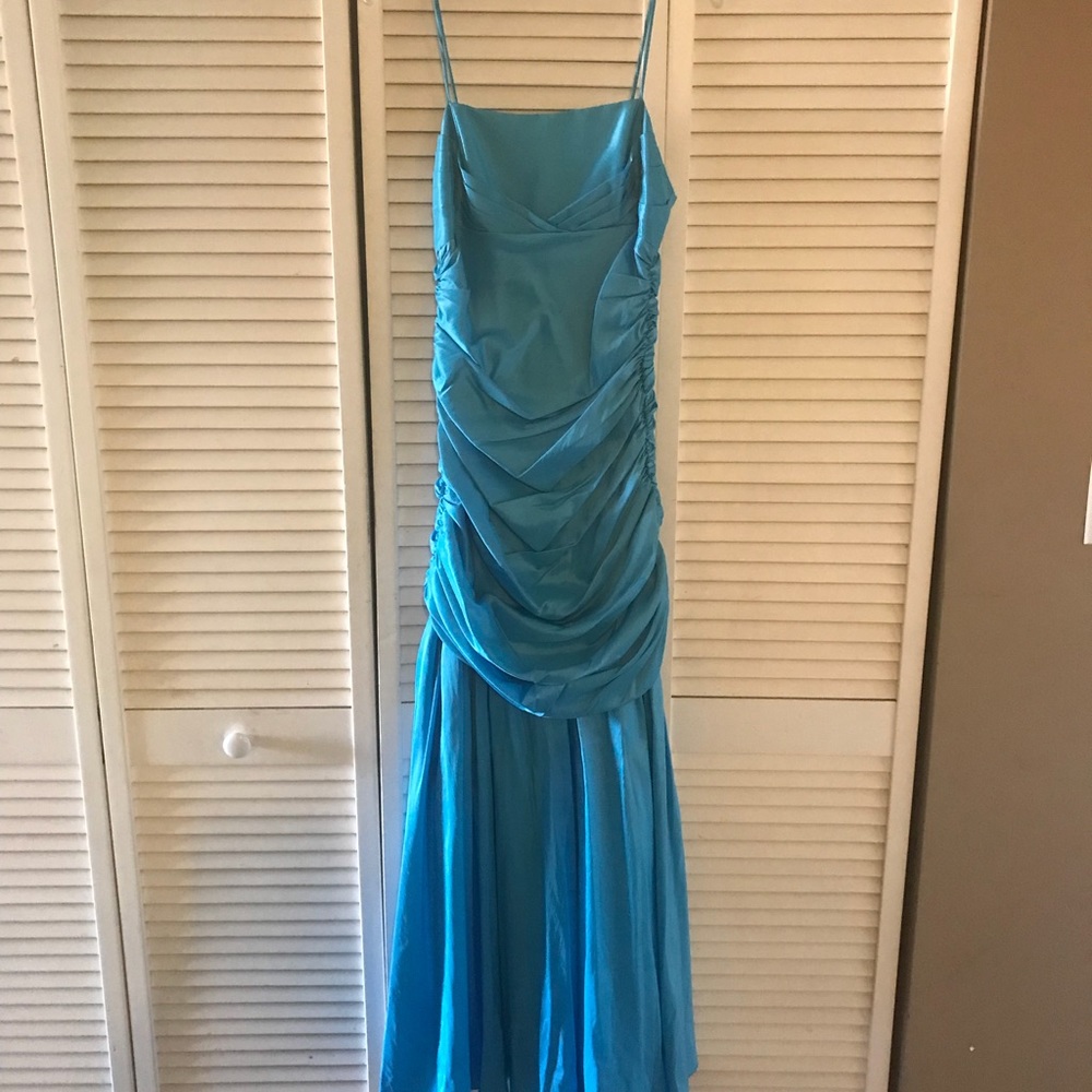 Blue Mermaid Prom Dress EUC worn once.